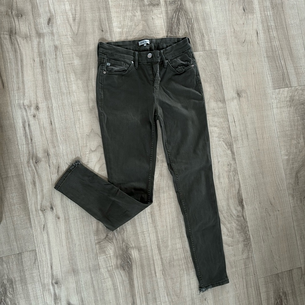 Stretchy Dear John Army green skinny jeans size 25
